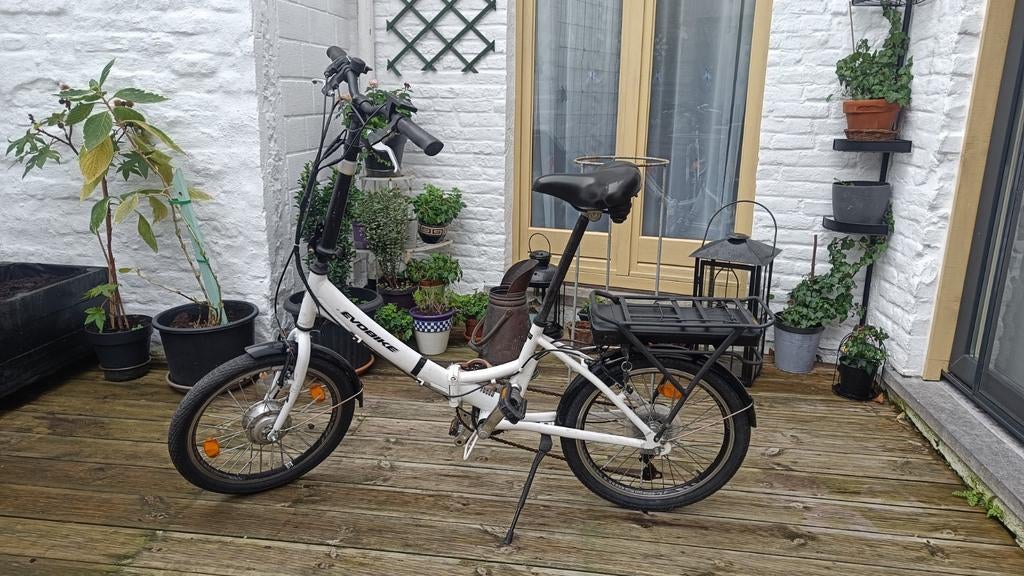 Bijna niewe Elektrische fiets. Plooifiets. Folding E-bike., Fietsen en Brommers, Elektrische fietsen, Zo goed als nieuw, Ophalen of Verzenden