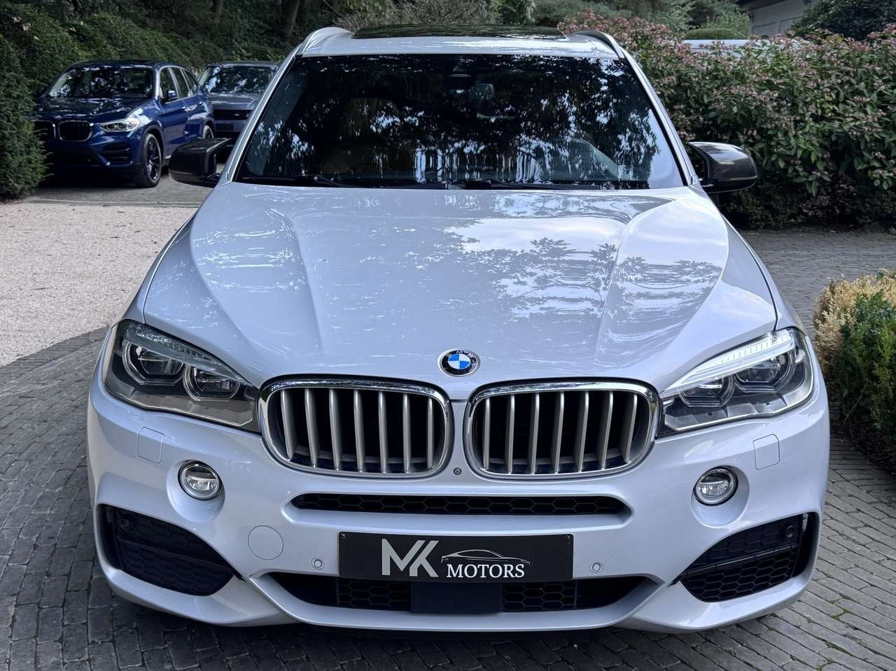 BMW X5 M 50d Individual • Pano • HUD • Harman Kardon • 360°, Auto's, 2993 cc, 0 kg, Wit, 5 deurs