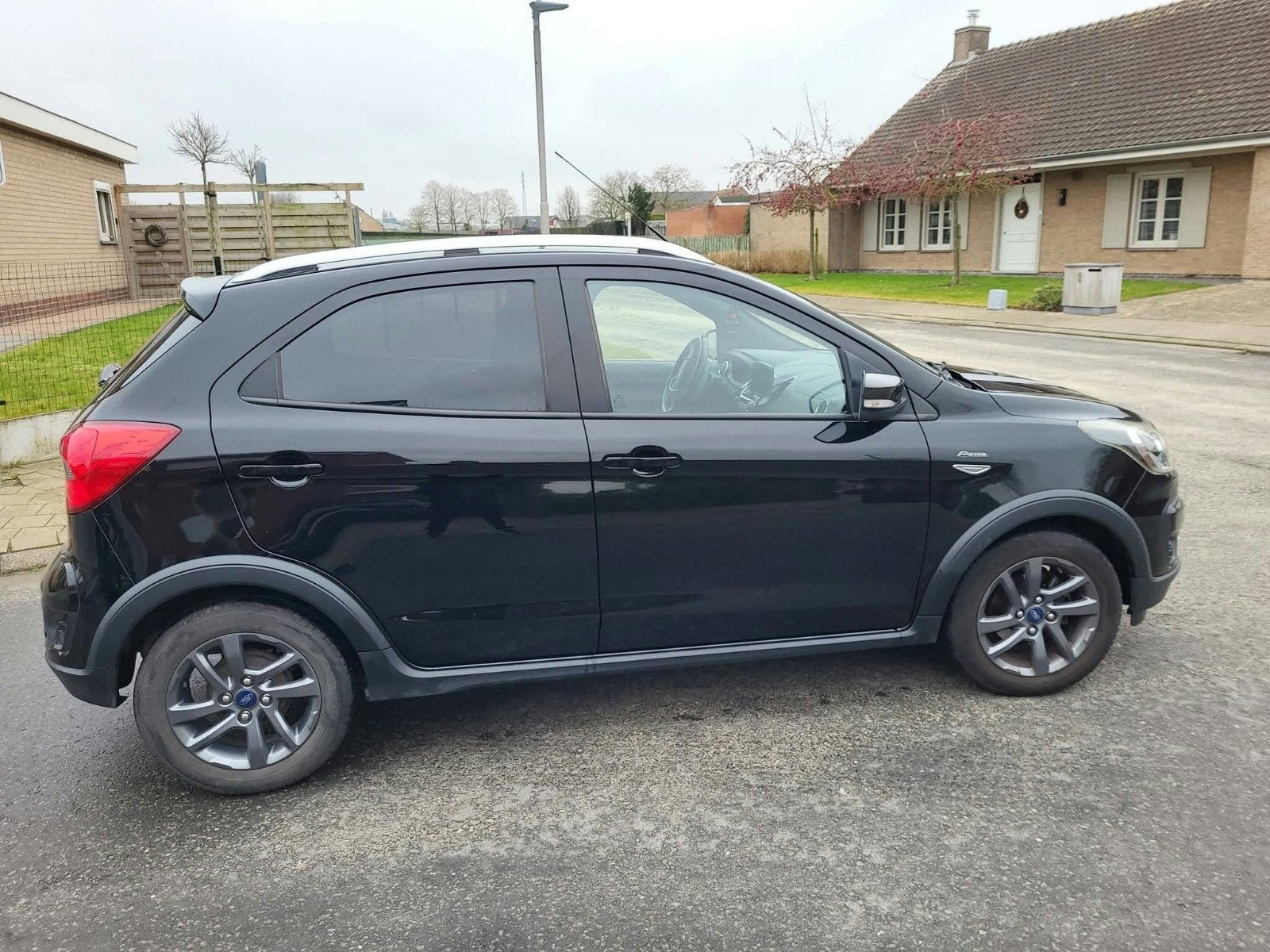 ford ka+ met slechts 56000 km als nieuw, Autos, Euro 5, Achat, Ka, Boîte manuelle