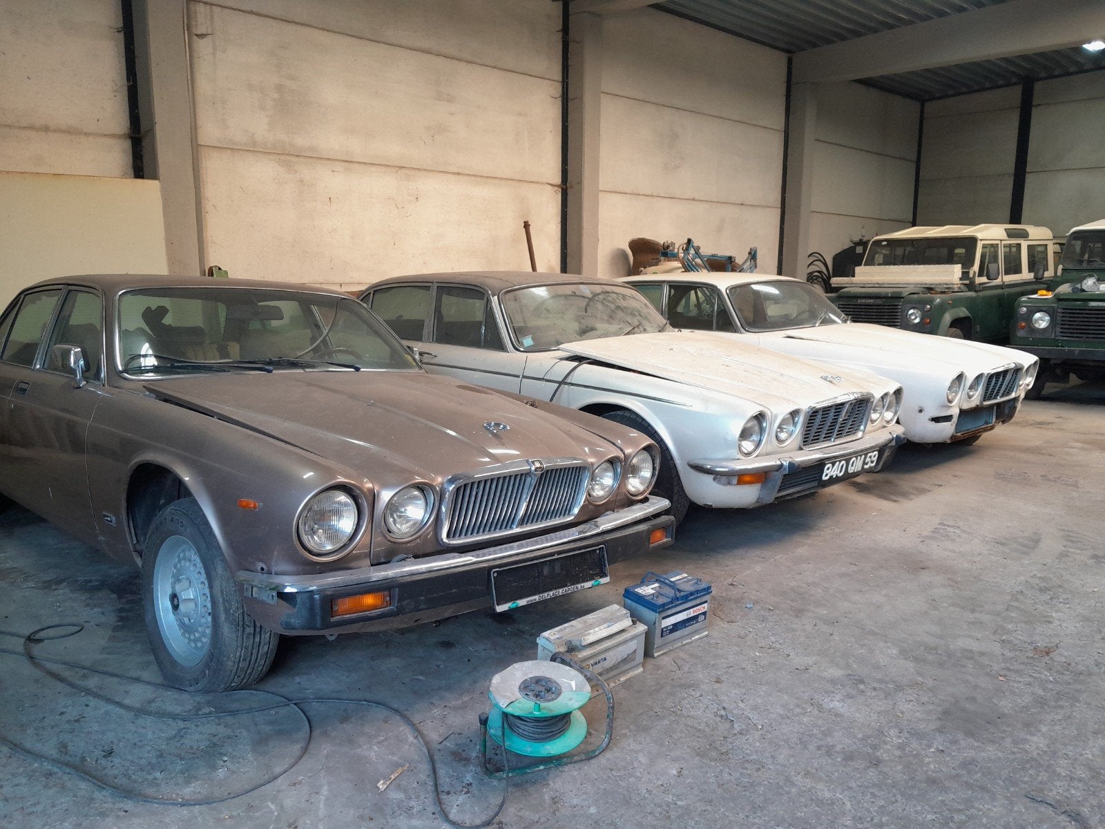 lot Jaguar XJ6 en 1x XJ12 series oldtimers, Auto's, Automaat, Zwart, XJ, Bruin