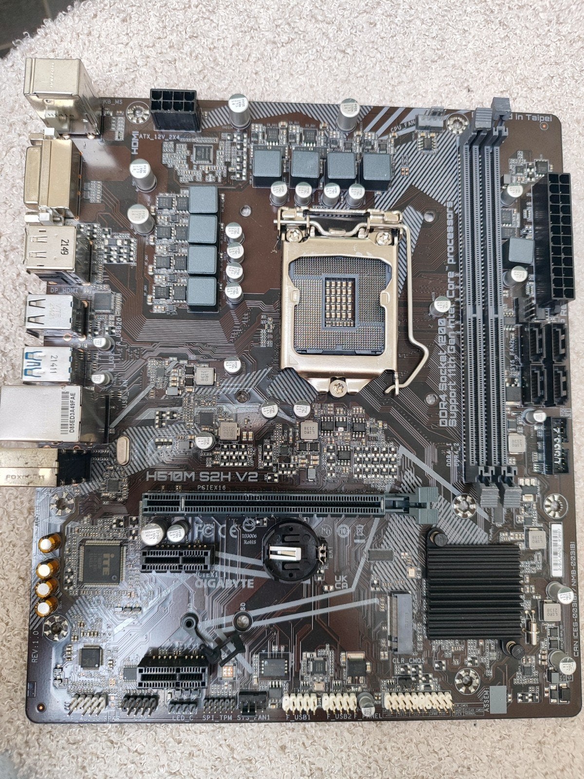 Gigabyte H510m S2 V2 (LGA 1200 voor onderdelen), Computers en Software, Moederborden, Ophalen of Verzenden