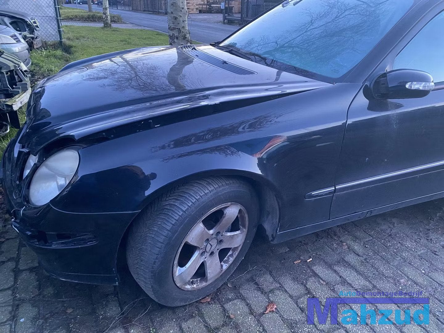 MERCEDES E-KLASSE W211 zwart Links voor scherm zijscherm 200, Gebruikt, Mercedes-Benz AG, Mercedes-Benz, Voor