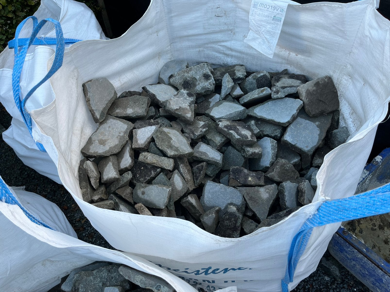Gratis stukken van kasseien, Enlèvement, Comme neuf