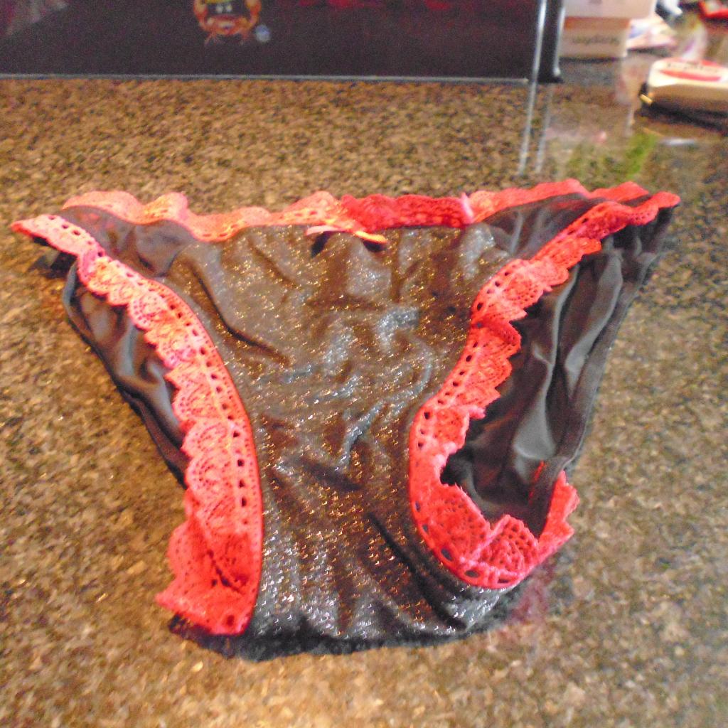 slip 36/38, Ophalen of Verzenden, Rood, Slip
