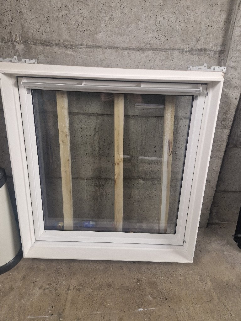 velux ggl sk06 114x118, Lucarne, Enlèvement, 80 à 120 cm, 80 à 120 cm