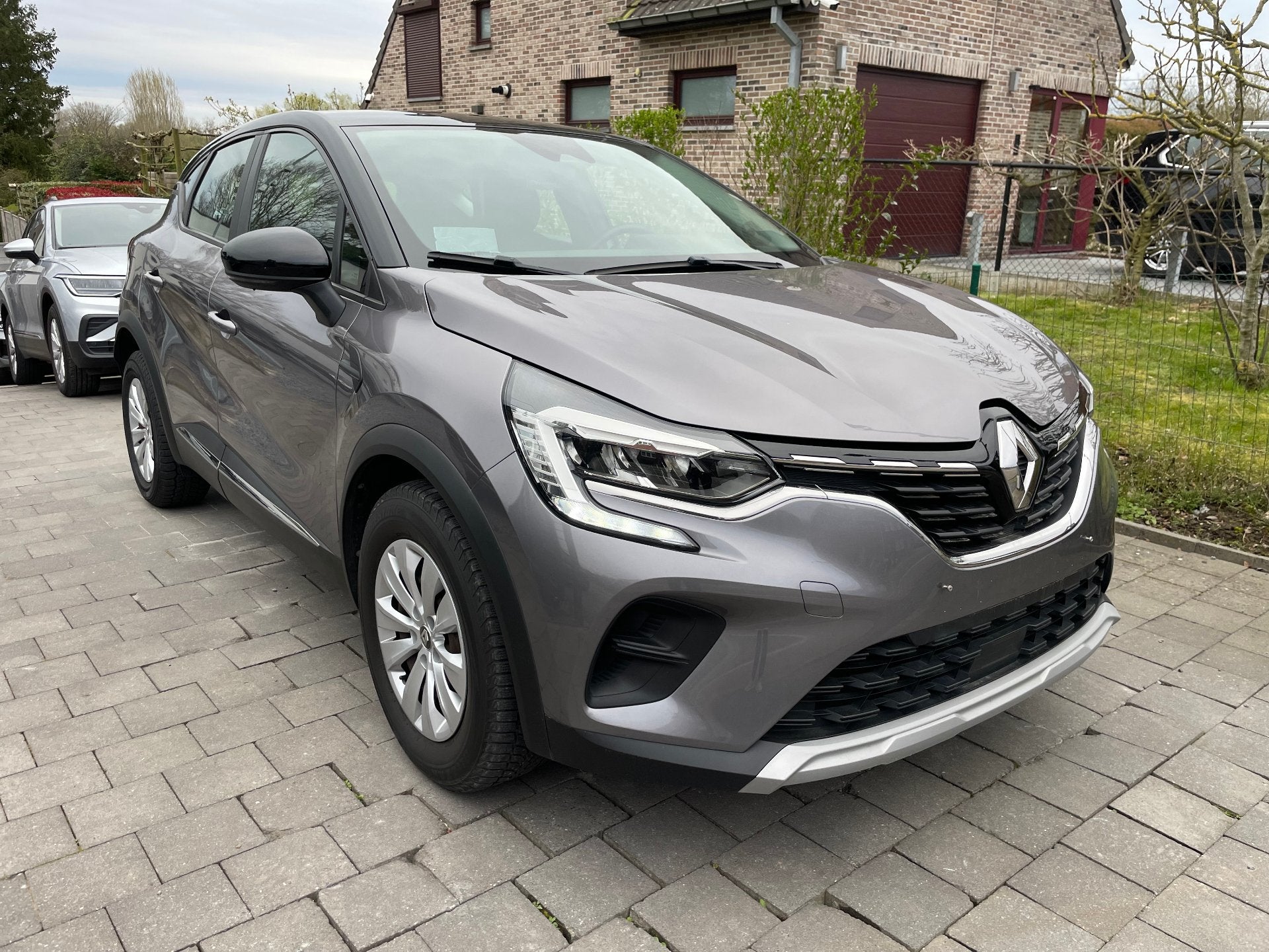Renault Captur 1.3i TCe AUTOMAAT /AIRCO /BT/ 72000KM /EURO 6, Automaat, Stof, Gebruikt, Overige kleuren