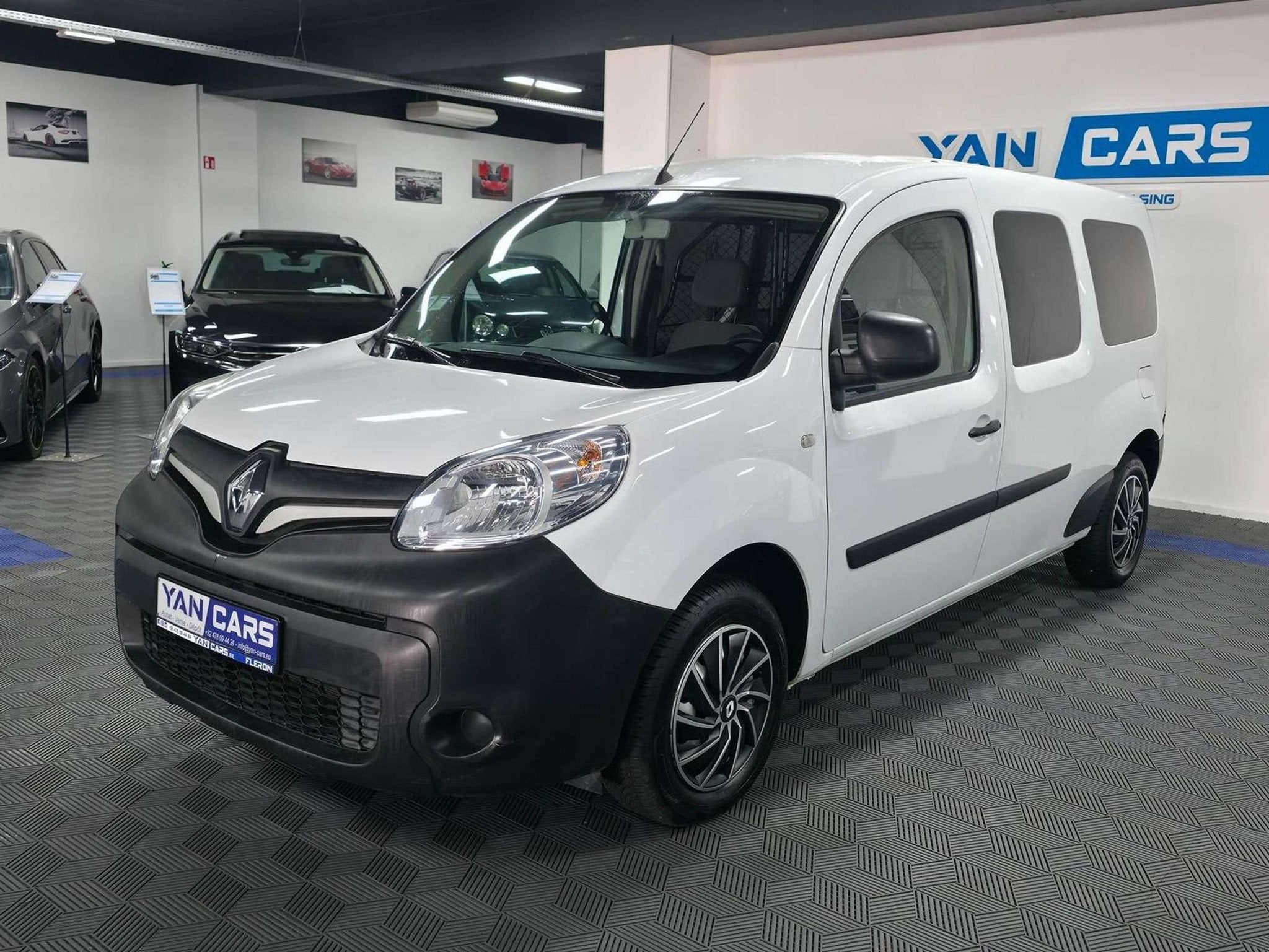 Renault Kangoo MOINS DE KM | Garantie 1an | 49 000km | Contr, 1330 kg, Achat, Euro 6, 2 places