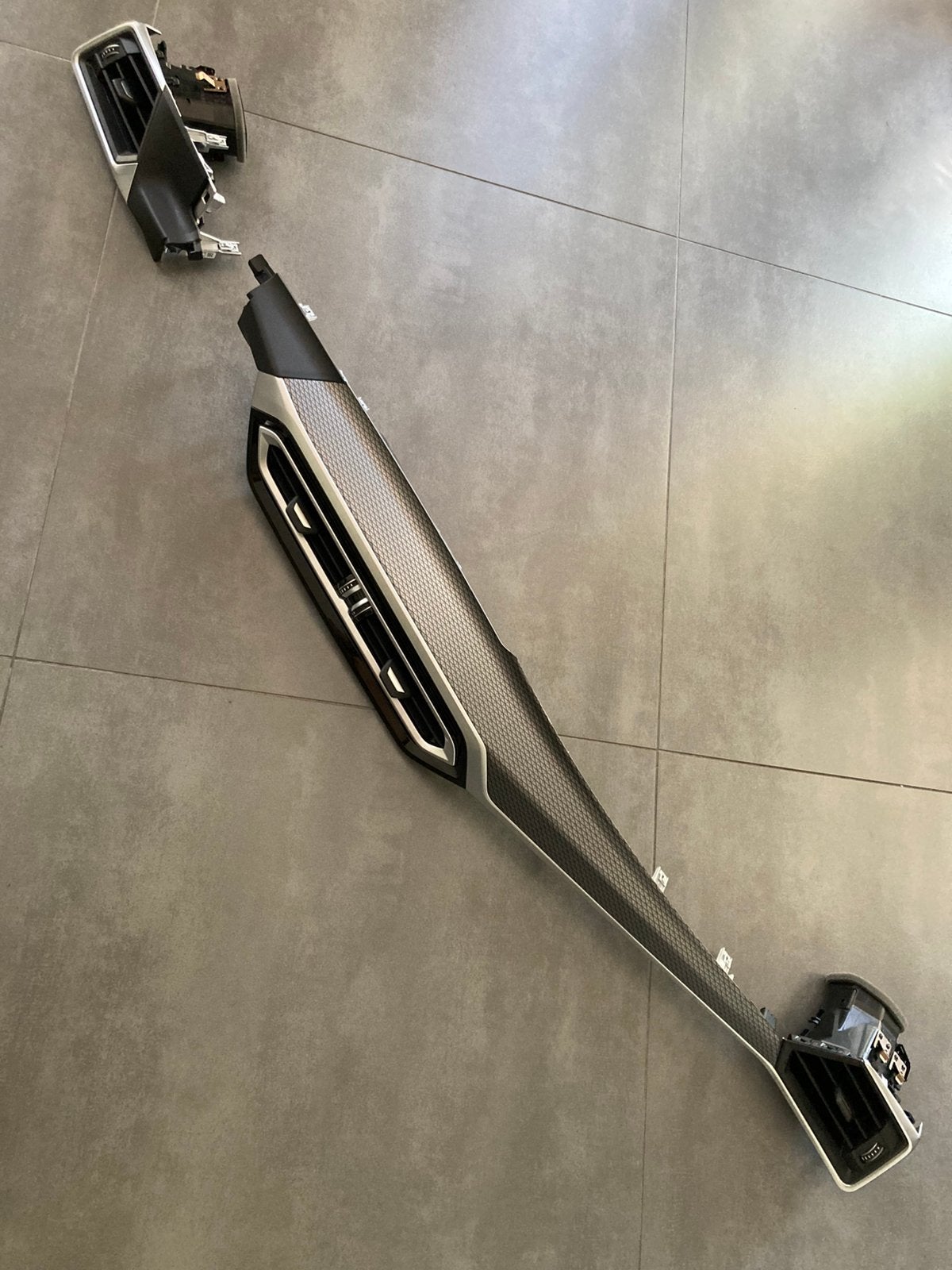 BMW 234 grill d’airation avec insert, Enlèvement, Utilisé