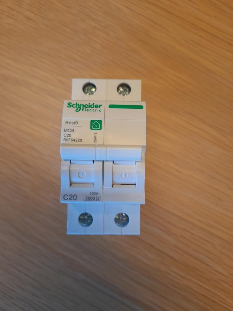 3x SCHNEIDER ELECTRIC AUTOMAAT 2POLIG 20A, Ophalen of Verzenden