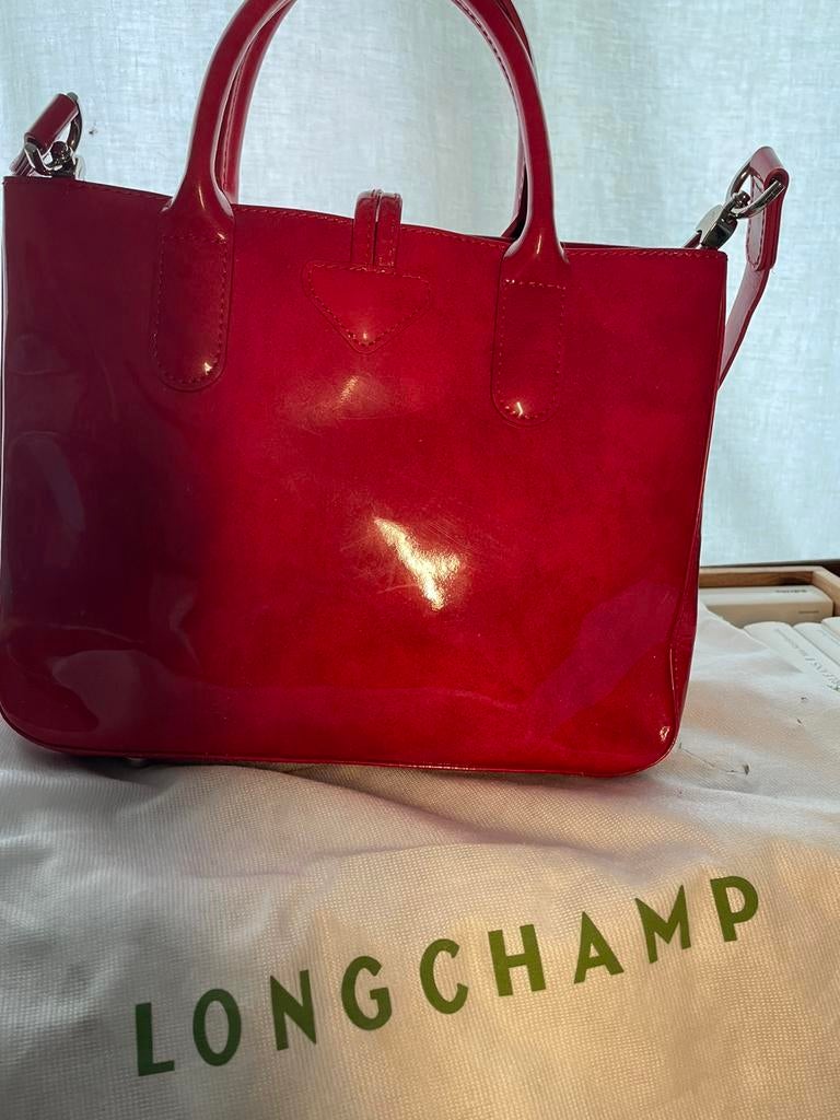 Sac a main Longchamps verni rouge , utilise 2 fois, Enlèvement, Comme neuf, Rouge, Sac à main
