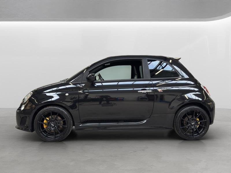 Abarth 500 Abarth 500, 135 pk, 139 g/km, Zwart, 1368 cc