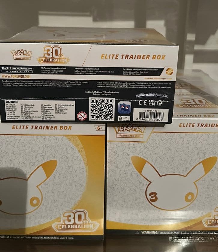 Pokemon etb 30th, Informatique & Logiciels, Enlèvement ou Envoi, Comme neuf