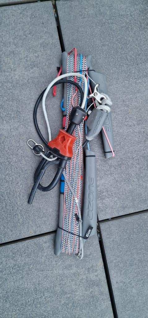 Ozone bar 45cm incl lijnen, Watersport en Boten, Kitesurfen, Geen board, Ophalen of Verzenden, Zo goed als nieuw, Bar