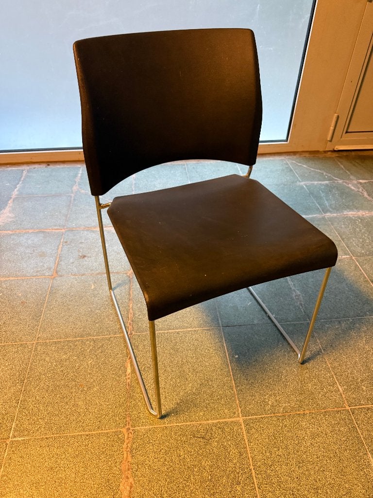 14 zwarte moderne stapelstoelen – chroom onderstel, Huis en Inrichting, Ophalen, Modern, tijdloos, Zwart, Vijf, Zes of meer stoelen