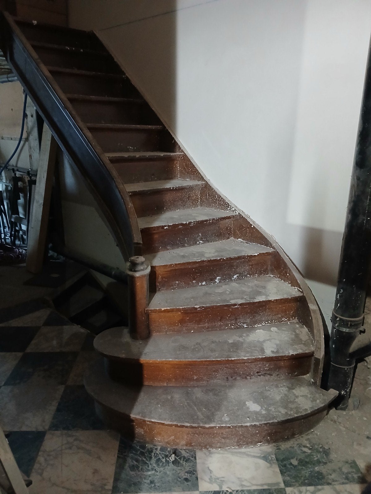 escalier en hêtre massif ancien, Bricolage & Construction, Enlèvement, Utilisé, Escalier, 2 à 4 mètres