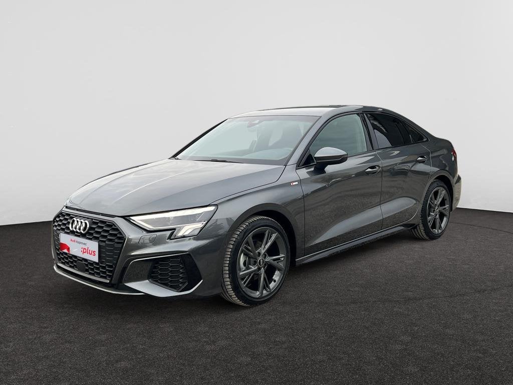 Audi A3 Sedan A3 30 TFSI S line S tronic, Auto's, Audi, Automaat, https://public.car-pass.be/vhr/145c0f09-0b26-4c3b-b1a2-a85c59743c9e