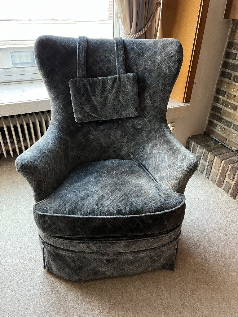 Blauw-grijze velours zeteltjes (2) en voetenpoef, Huis en Inrichting, Fauteuils, Ophalen, Hout, Gebruikt, 50 tot 75 cm
