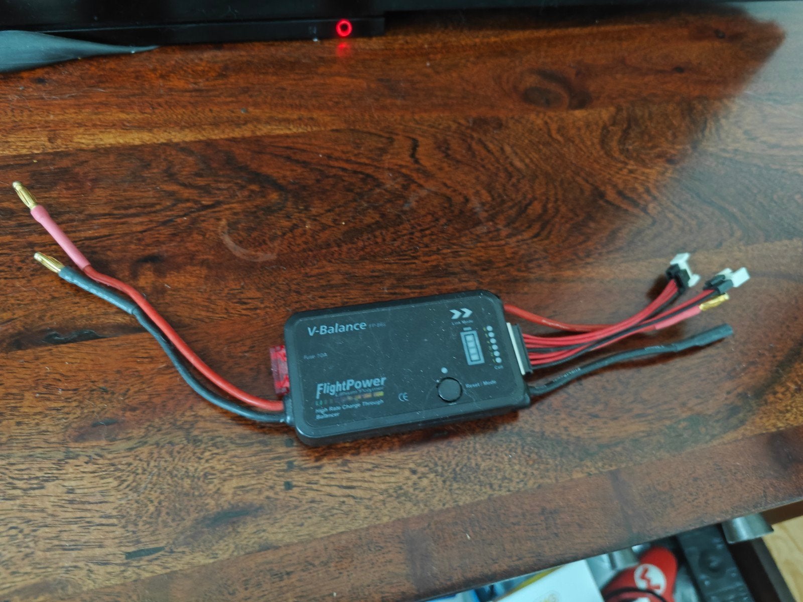 FlightPower V-Balance FP-B6S pour batteries LiPo 2S à 6S.