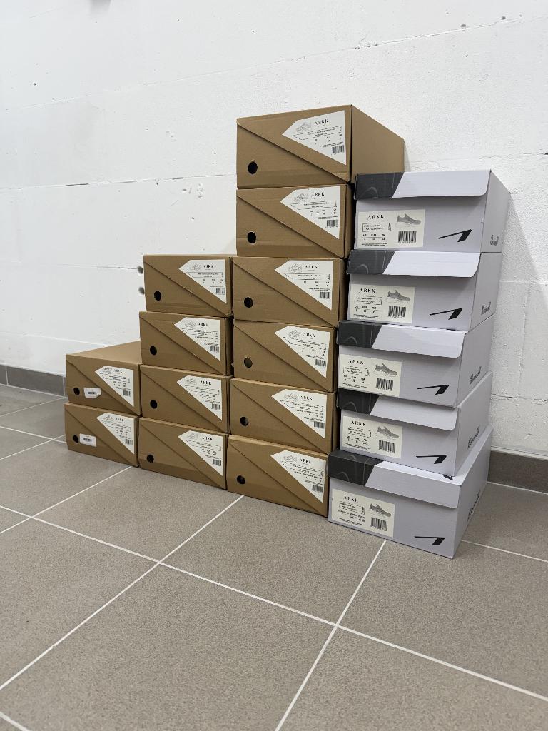 Lot 17 sneakers ARKK Copenhagen neuves | EU 37-41, Vêtements | Femmes, Packs de vêtements pour femmes, Neuf, Enlèvement