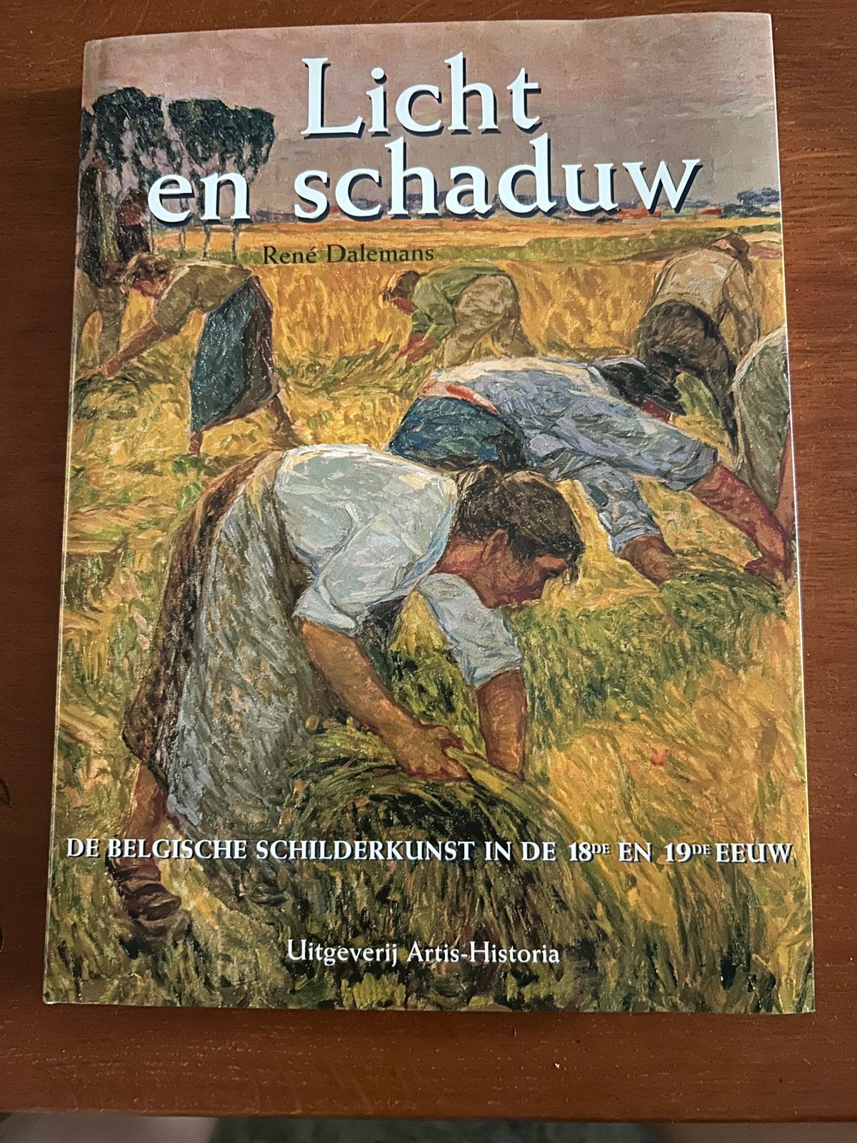 Artis Historia. Licht en schaduw, Ophalen of Verzenden, Zo goed als nieuw, R. Dalemans