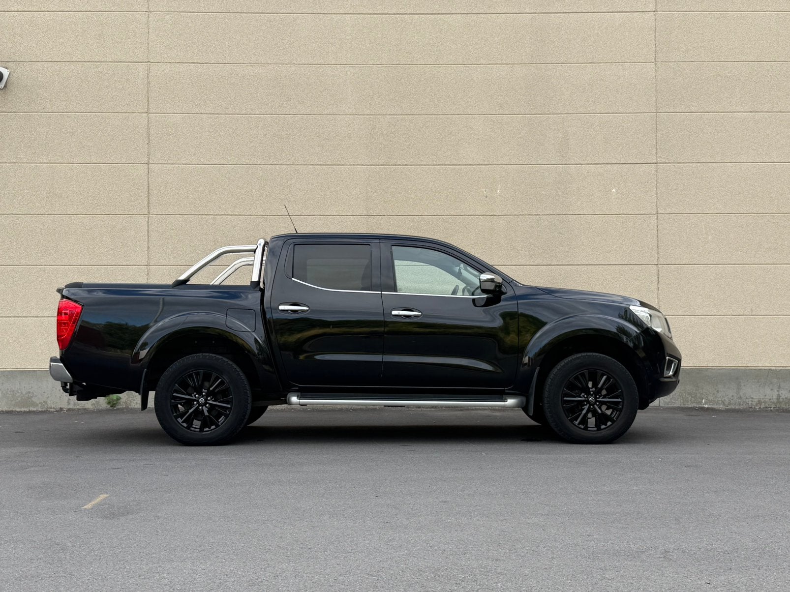 Nissan Navara 2.3 dCi Automatique 4x4 – 03/2017 – Euro 6b, Achat, Euro 6, Entreprise, https://public.car-pass.be/vhr/92ebcf71-3505-40bf-9ce9-556b576430c0