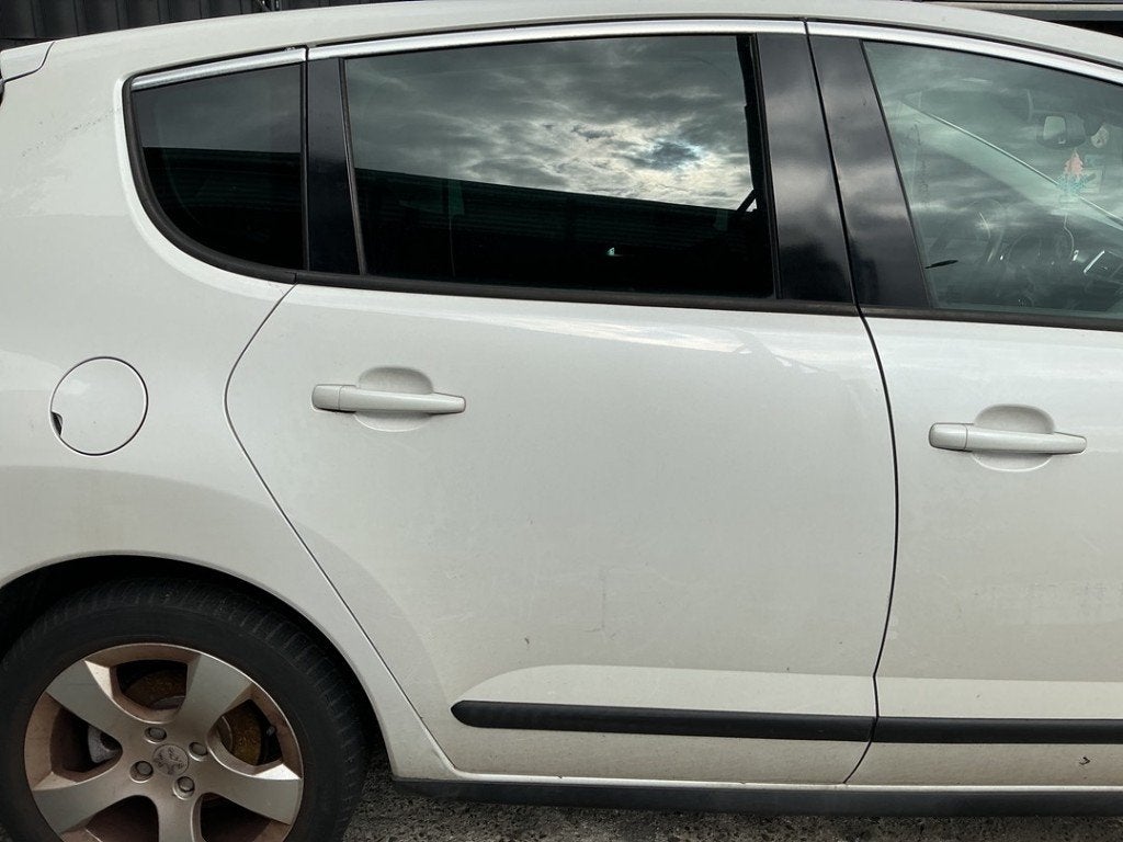 PORTE DROITE ARRIÈRE Peugeot 3008 I (0U / HU) (|9008V4|), Kontakt-peugeot@peugeot.com, Utilisé, Porte, Arrière