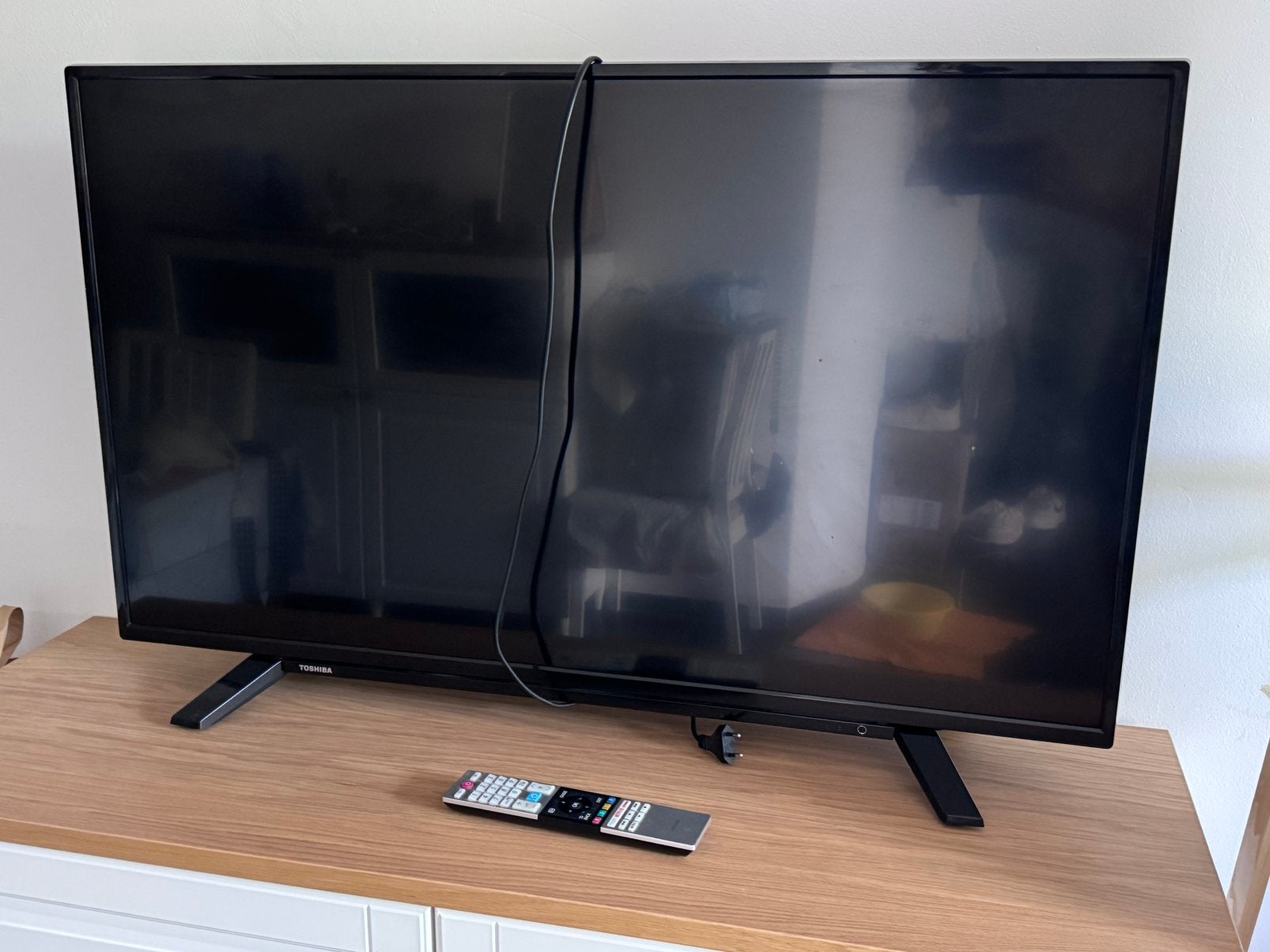 Toshiba 43” 4K Ultra HD Smart TV – 43U2063DG, 50 Hz, Enlèvement, Utilisé, 100 cm ou plus