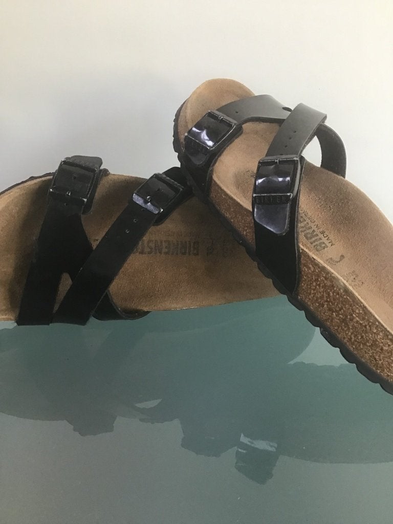 Birkenstock zwarte slippers | 38 | Gratis verzenden, Kleding | Dames, Schoenen, Slippers, Verzenden, Zwart, Zo goed als nieuw