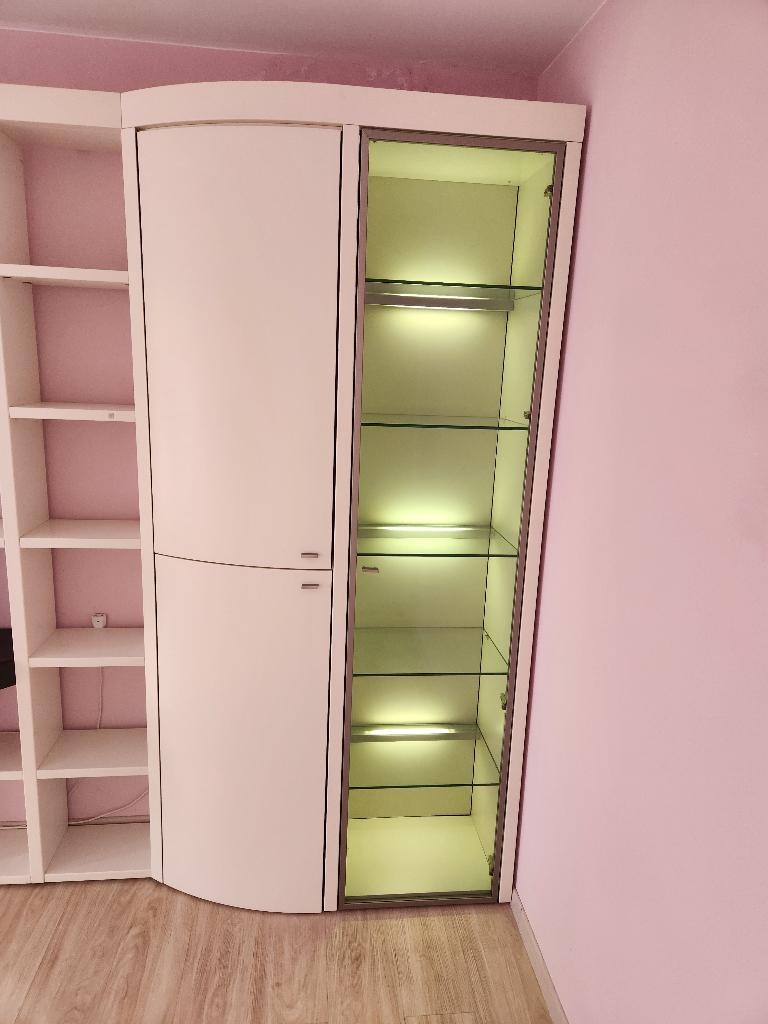 Armoire  avec éclairage  HÜLSTA, Maison & Meubles, Enlèvement