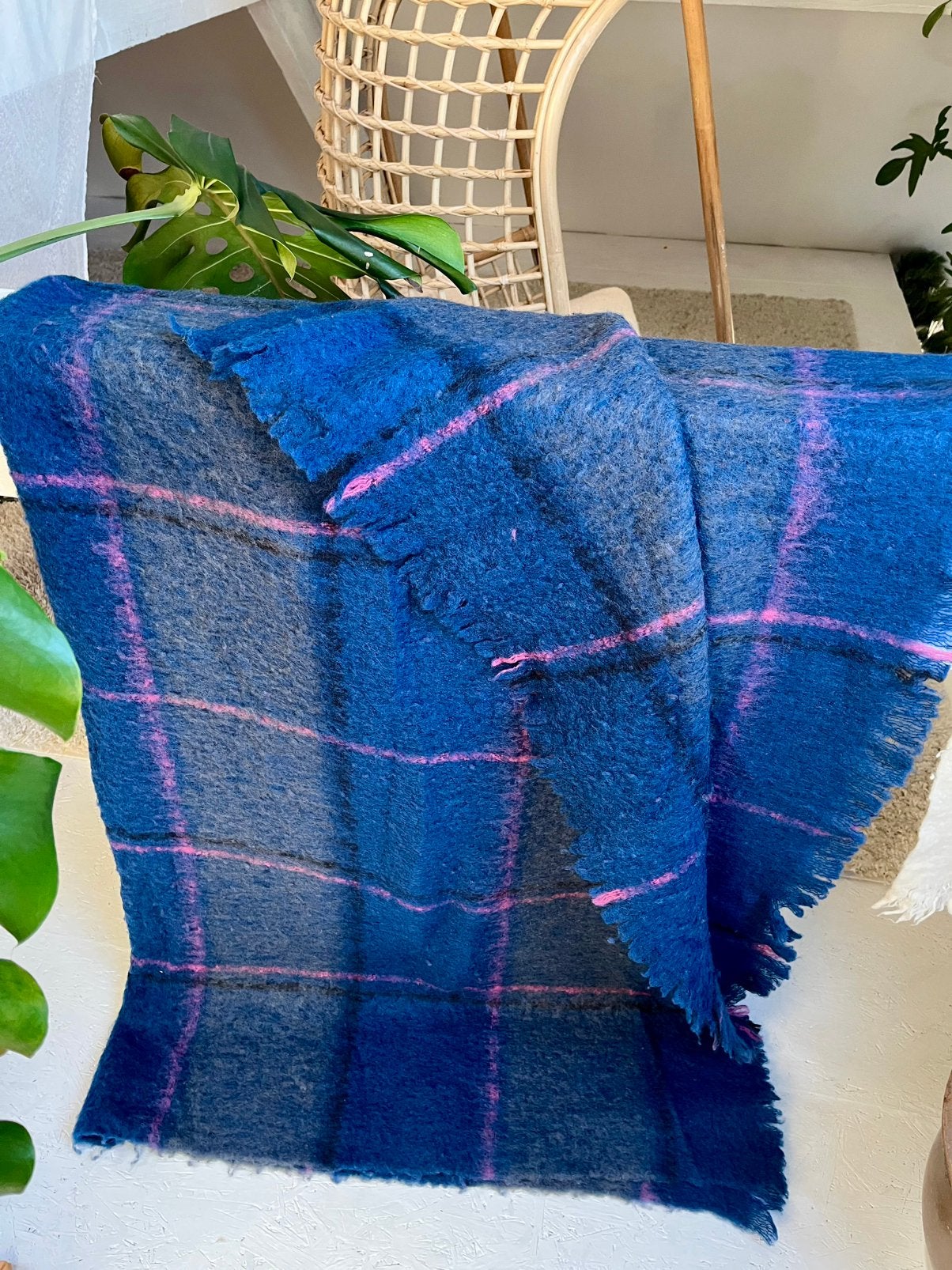 Wollen geruit deken 149 cm x 180 cm, Ophalen of Verzenden, Zo goed als nieuw
