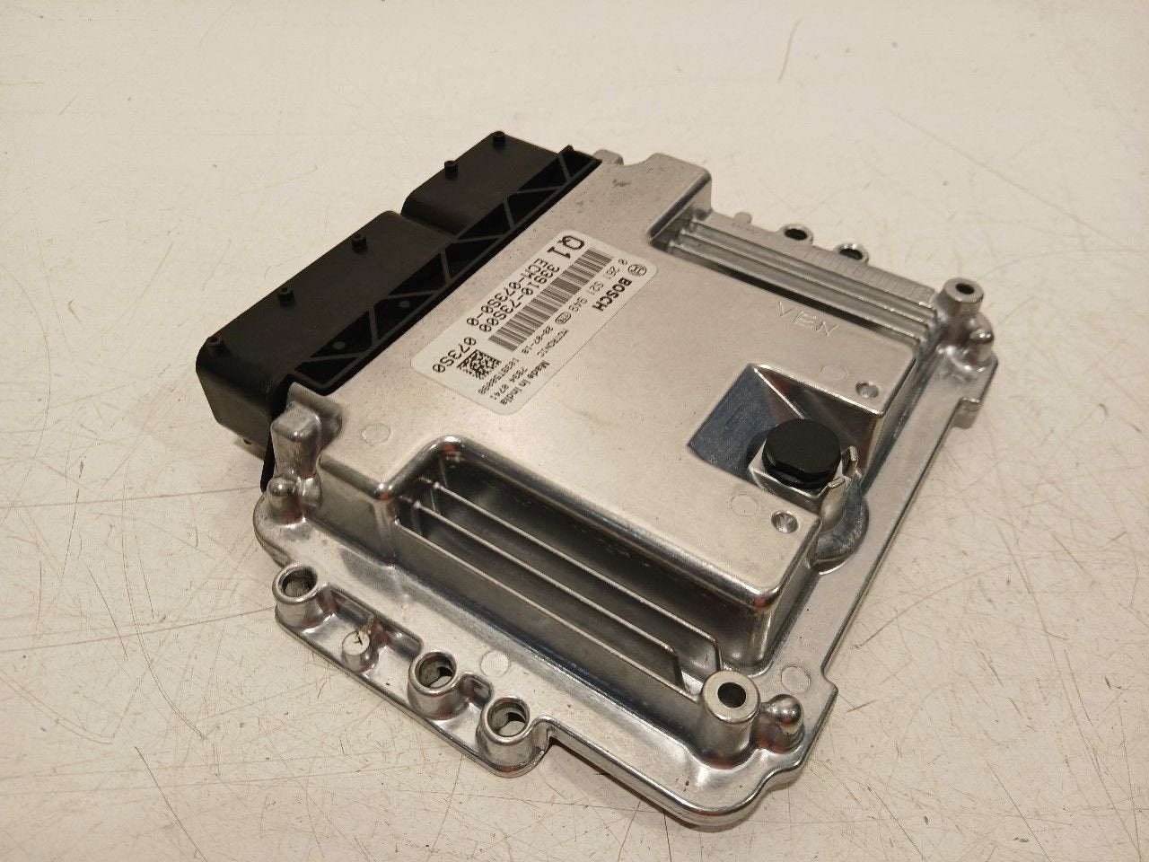 Computer motormanagement Suzuki Swift, Onderdelen@venauto.nl, Van der Ven Autorecycling B.V., Ettenseweg 76, 4706 PB Roosendaal, The Netherlands