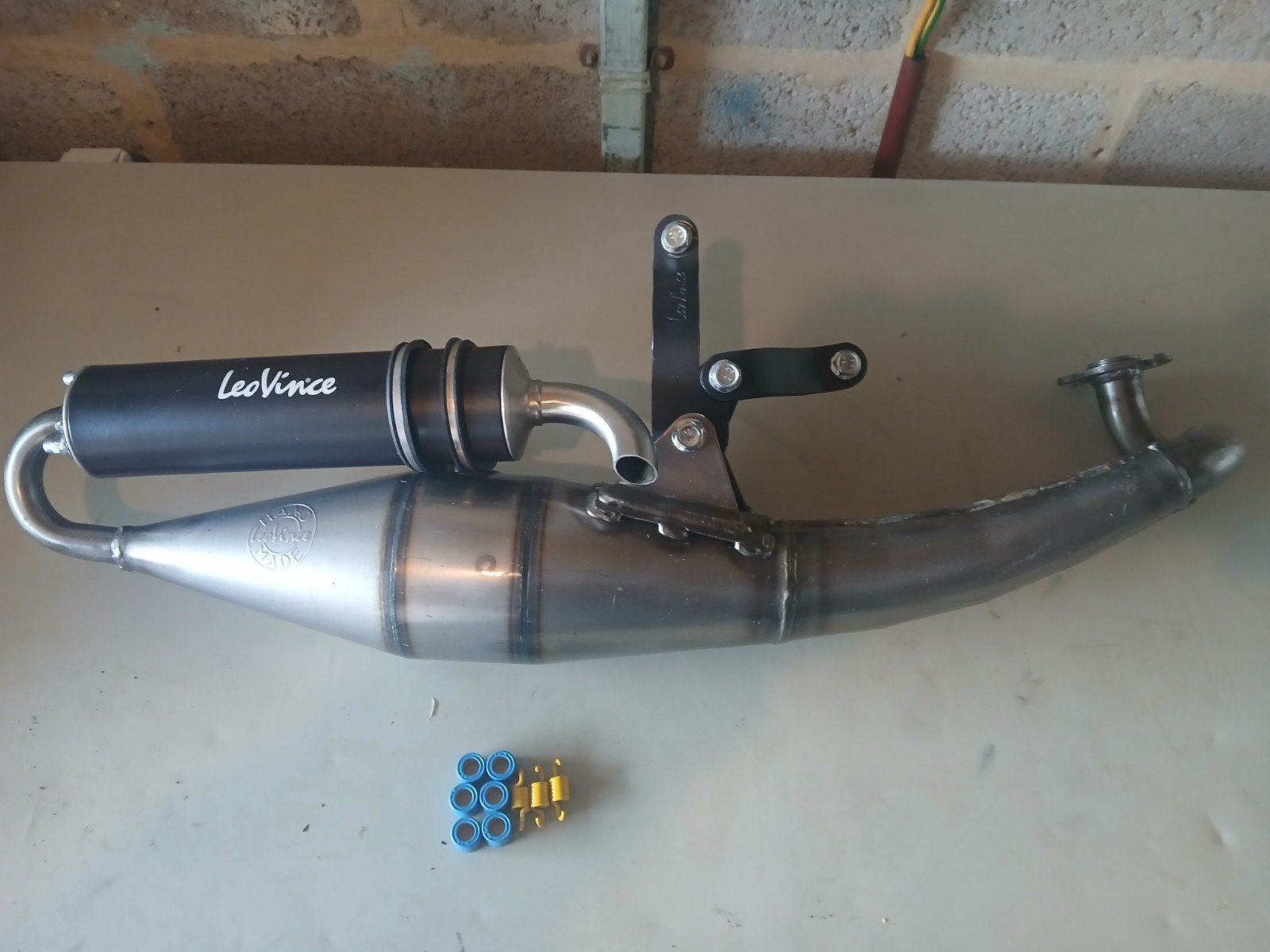 a vendre toutes pièces mbk nitro demander moi 0491 06 34 61, Vélos & Vélomoteurs, Enlèvement ou Envoi
