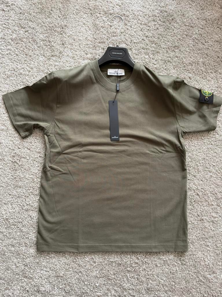 Stone Island T-shirt in kaki, Ophalen of Verzenden, Zo goed als nieuw