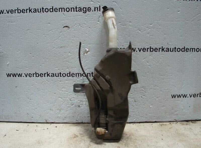 RUITENSPROEIERRESERVOIR Astra J (PC6 / PD6 / PE6 / PF6), Bahnhofsplatz 65423 Rüsselsheim am Main, DE, Enlèvement ou Envoi, Opel