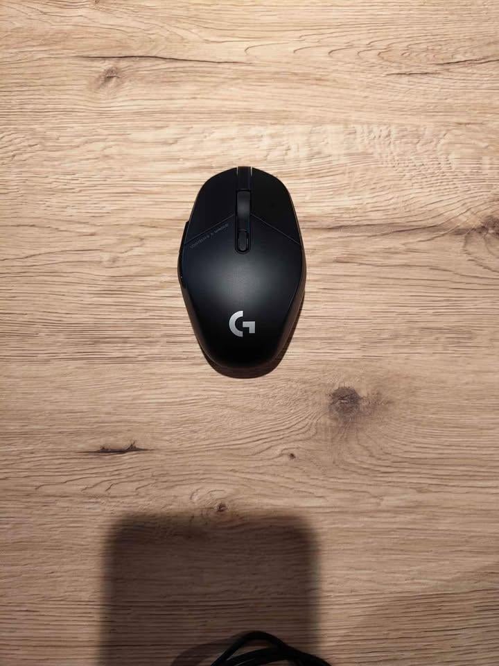 Souris gaming sans fil Logitech G303 (Shroud edition), Computers en Software, Muizen, Ophalen, Zo goed als nieuw, Draadloos, Muis