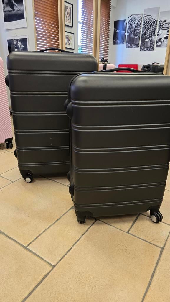 NOUVEL ENSEMBLE DE VALISES TSA 75x50x30cm, Bijoux, Sacs & Beauté, Valises, Enlèvement