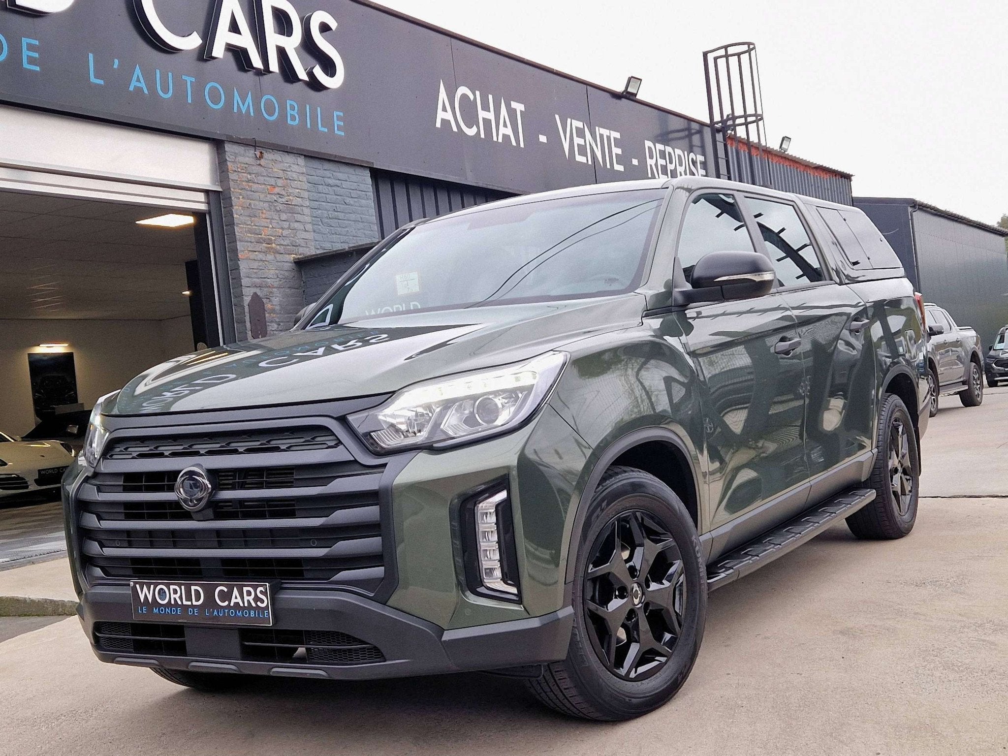 SsangYong Musso 2.2 Turbo e-Xdi 4WD SAPPHIRE TVAC/BTW*IN - B, Auto's, Automaat, 4 deurs, 2157 cc, Gebruikt