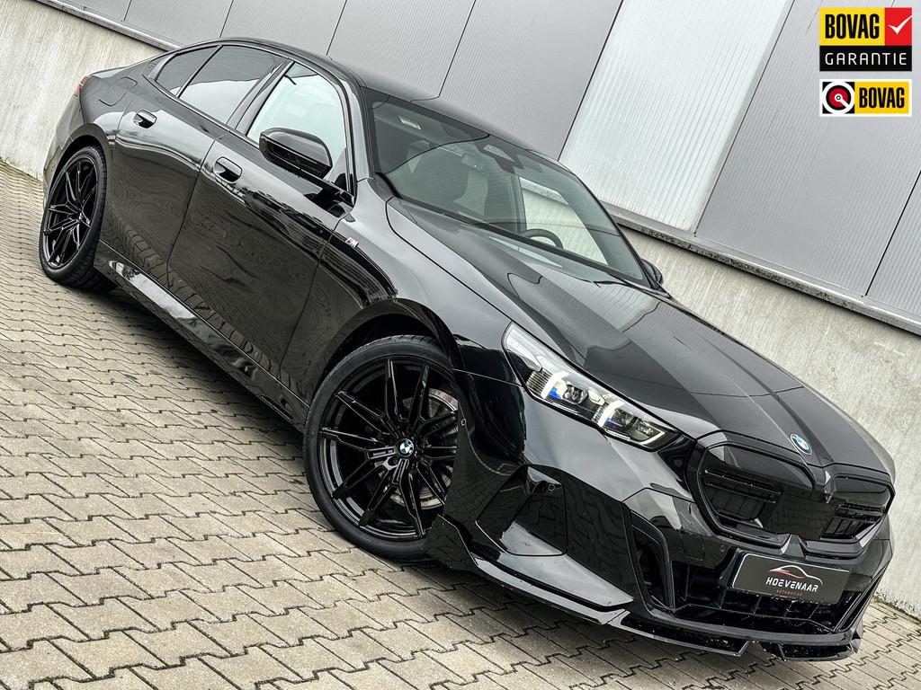 BMW 5-serie 520i M-sport 21Inch M5 Performance H&K Carbon Pa, Auto's, Automaat, Achterwielaandrijving, 2000 kg, Zwart
