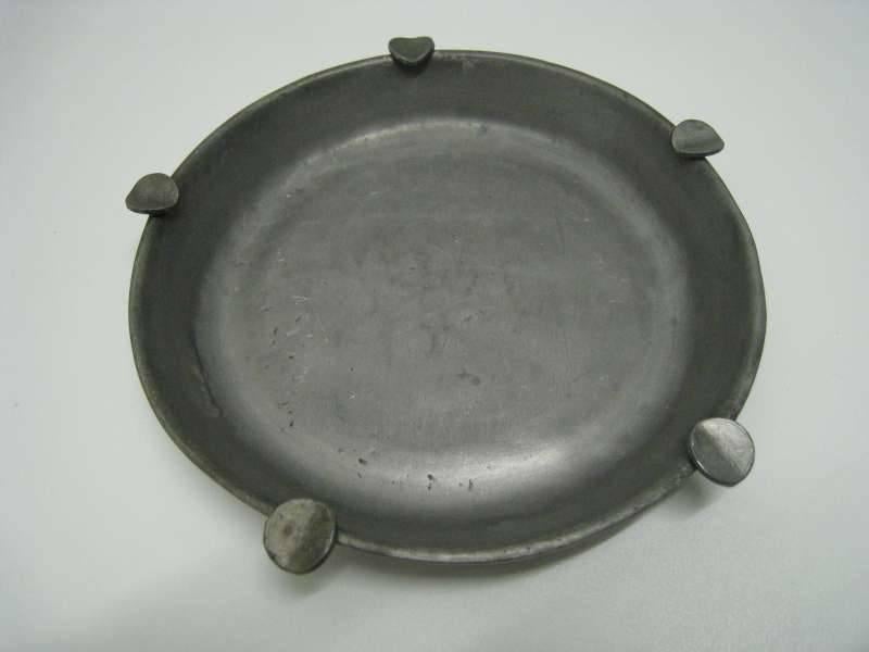 Asbak in tin, 552 gr, diameter 20,5cm x H 3 cm, Antiek en Kunst, Ophalen