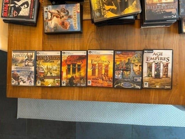 Pc games 1990/2000 Age Of Empires  / Ook als lot, Games en Spelcomputers, Ophalen of Verzenden, Zo goed als nieuw, Role Playing Game (Rpg)