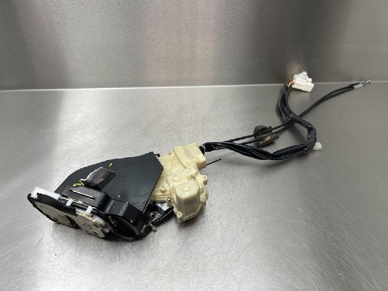 SERRURE DE PORTE RODS ARRIÈRE DROIT Lexus GS (..S16), Lexus-infoservice@lexus.de, Lexus, Utilisé, Toyota-Allee 2
50858  Köln, DE