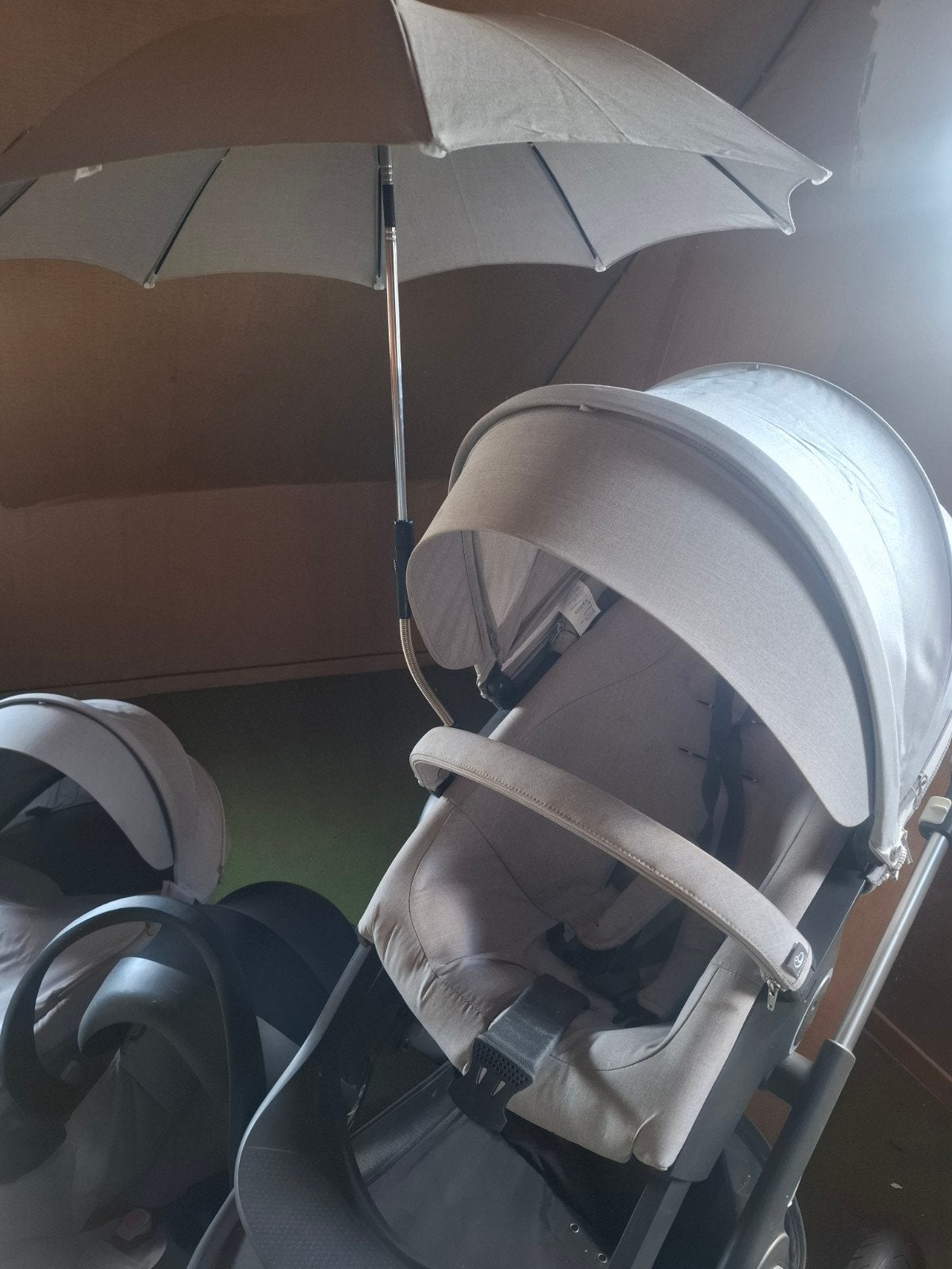 Wandelwagen - Buggy Stokke Trailz - Grey, Ophalen, Overige merken, Zonnekap