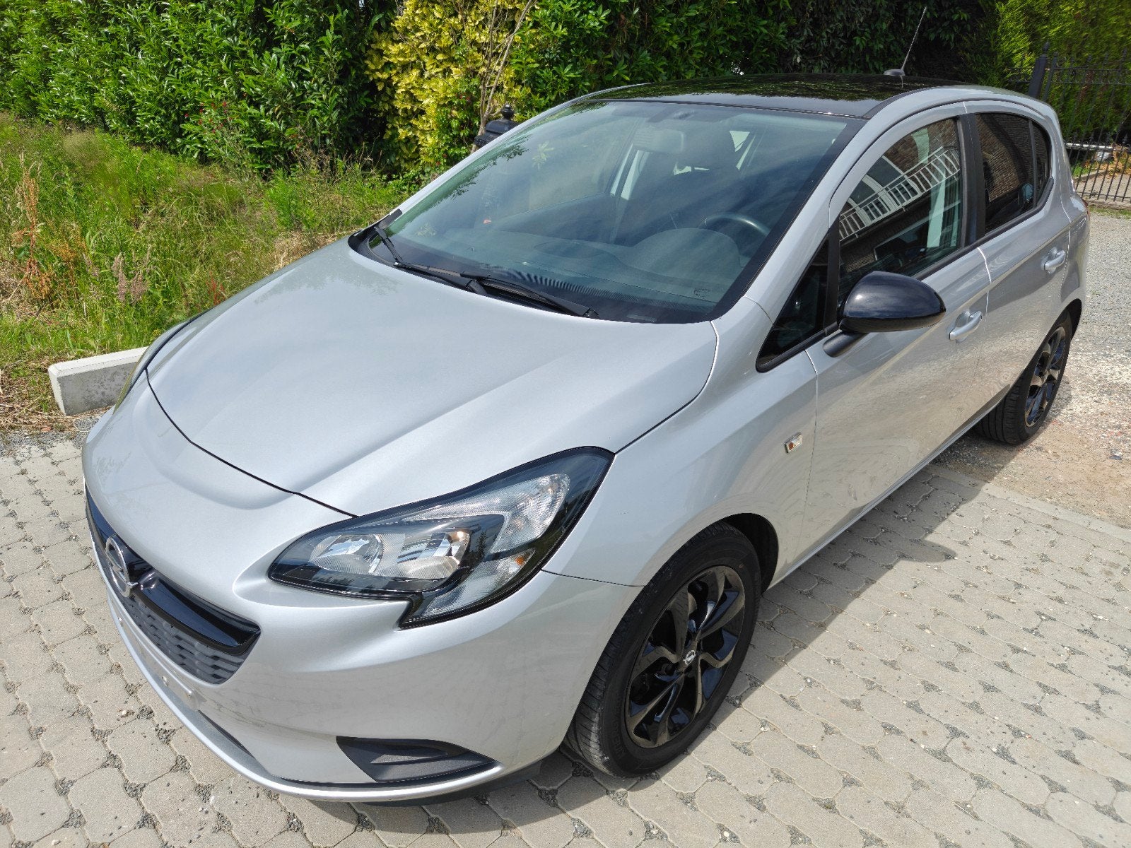 Opel Corsa E / black edition / 2019 / 60.152km / 1ste eig, Auto's, Opel, Euro 6, Multifunctioneel stuurwiel, Bedrijf, Handgeschakeld