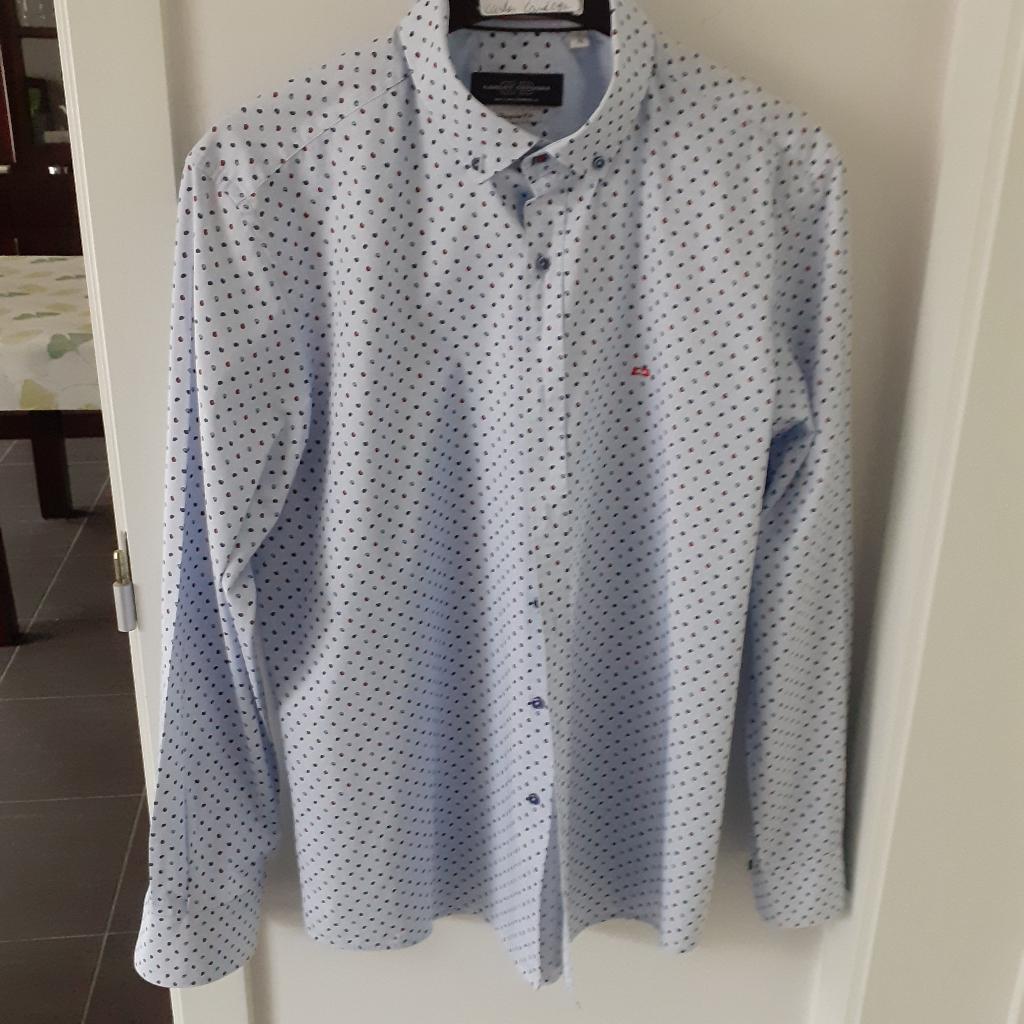 CARLOS CORDOGA lichtblauw overhemd Maat: XL Prijs: € 2, Carlos Cordoga, Blauw, Ophalen of Verzenden, Gedragen