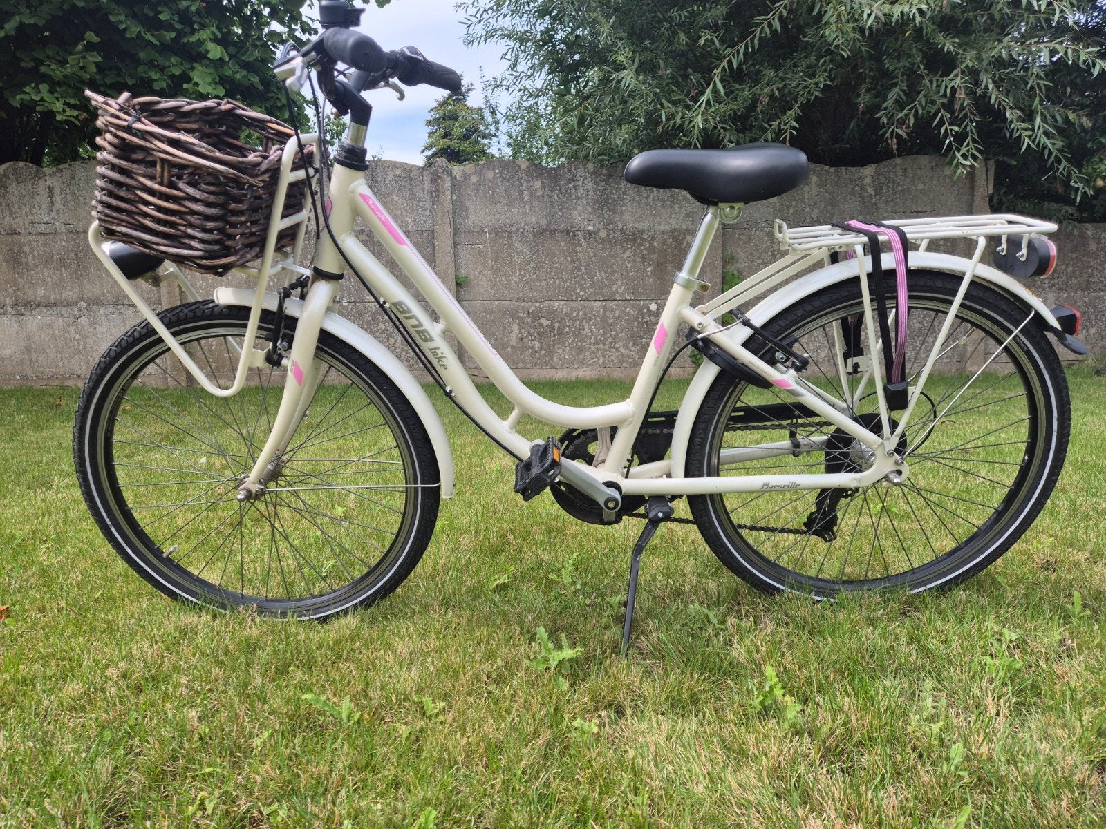 Meisjesfiets met mandje in zeer goede staat, Fietsen en Brommers, Gebruikt, Velgrem, Versnellingen, Minder dan 47 cm