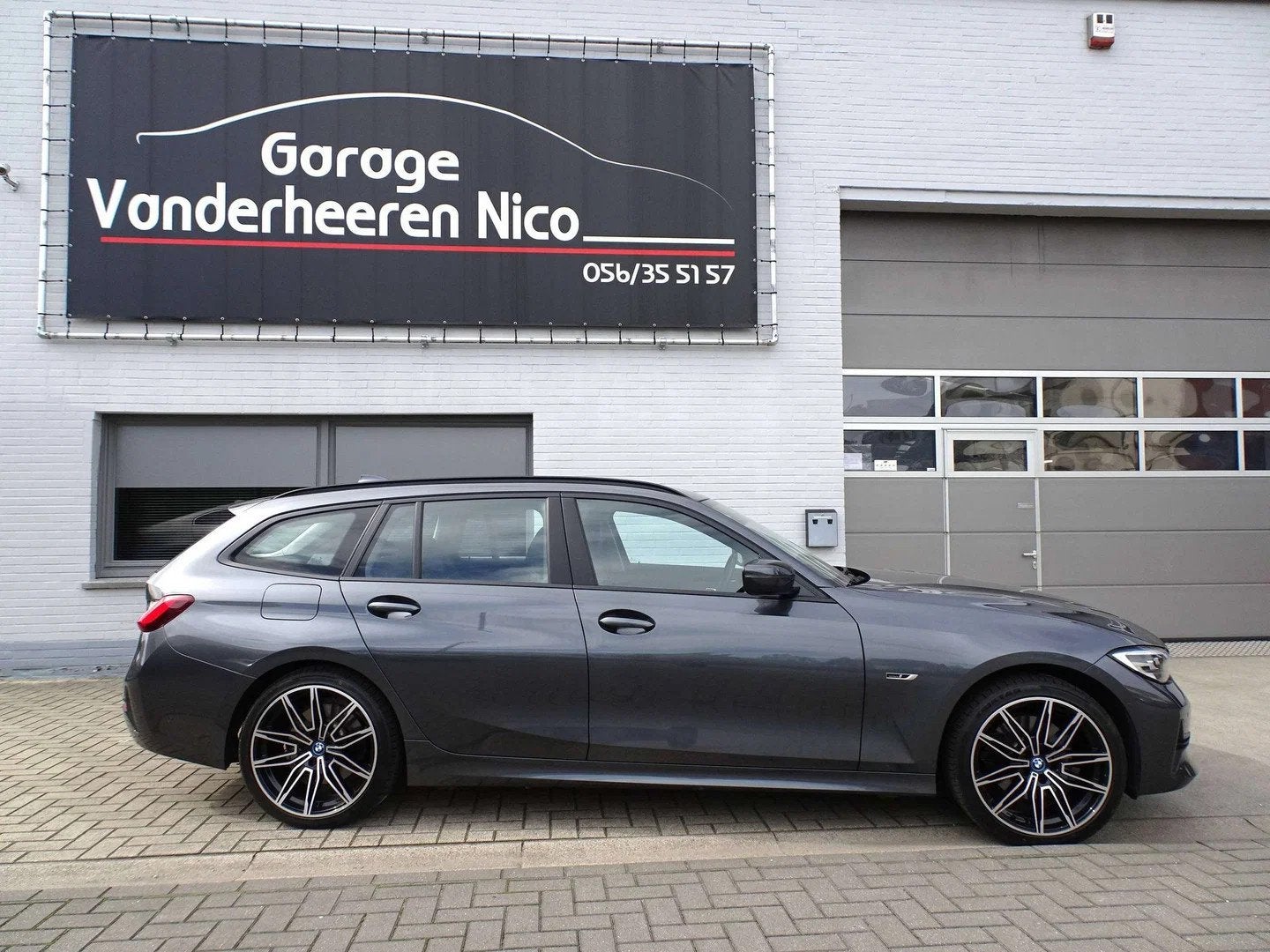 BMW 3 Serie 320 eA PHEV VIRTUAL,CARPLAY,CAMERA,LEDEREN SPORT, Autos, Cuir, Argent ou Gris, Euro 6, Entreprise