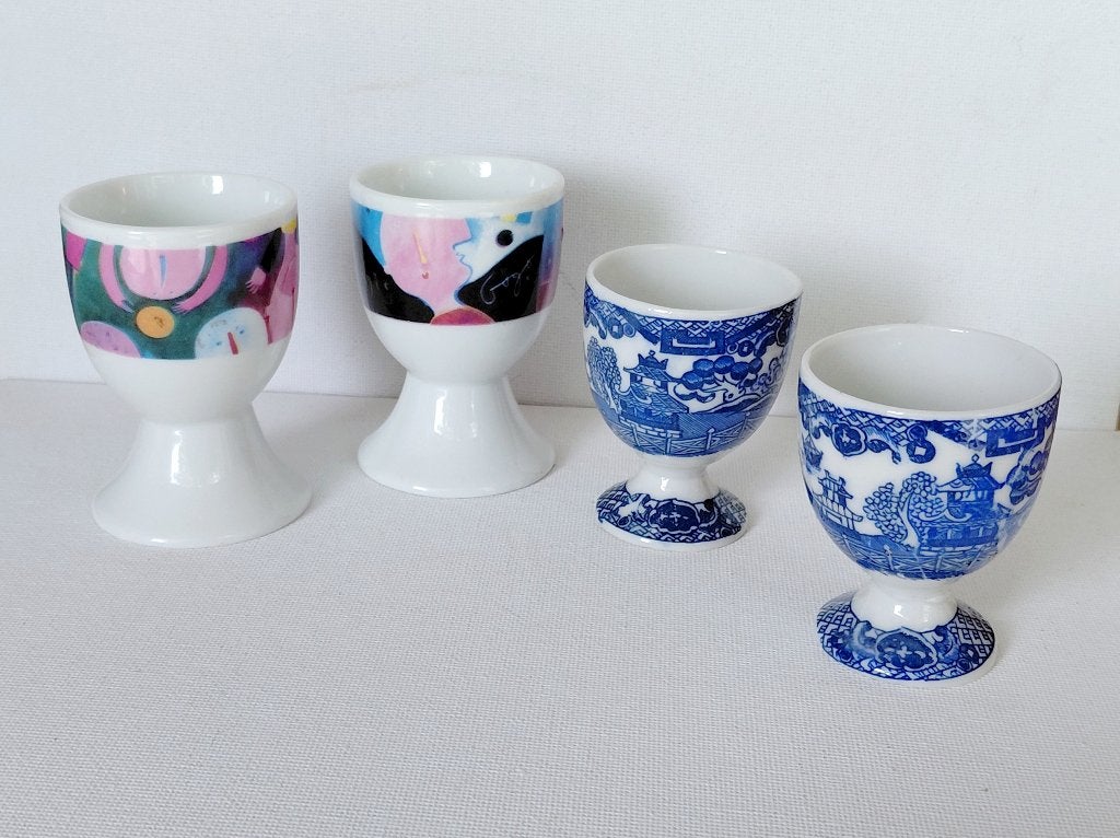 4 coquetiers vintage en porcelaine, Blue Willow & Art Design, Maison & Meubles, Service complet, Enlèvement ou Envoi, Vintage