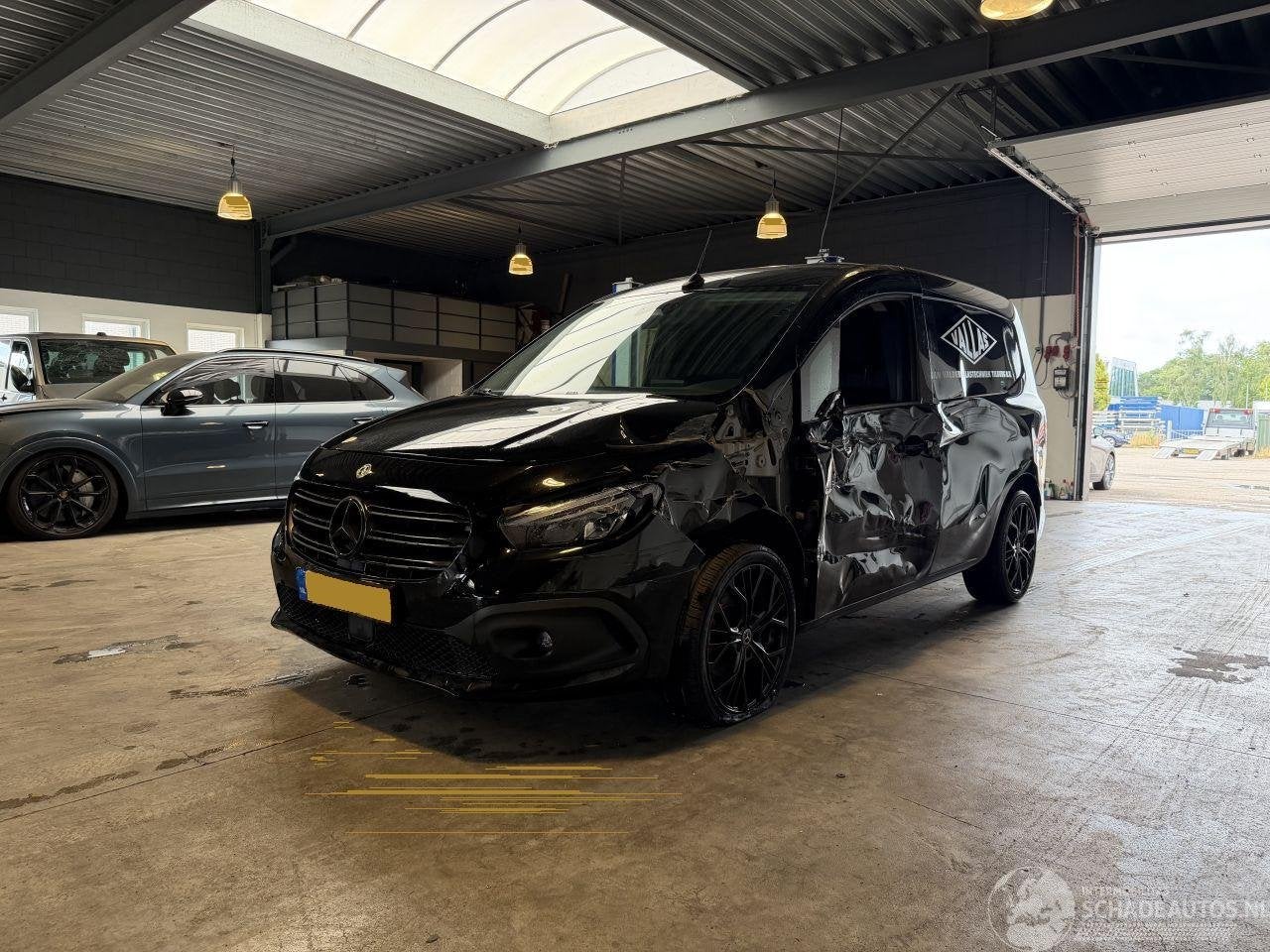 Mercedes-Benz Citan 112 CDI Automaat 75.000 NAP! (bj 2022), Auto diversen, Ongevalwagen, Mercedes-Benz, Automaat, Diesel, Overige carrosserie