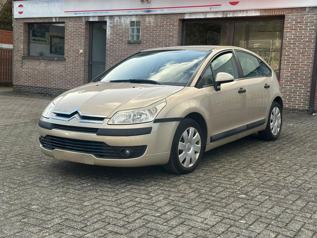 Citroen C4 1.4i met 74000km van 1ste eigenaar GEKEURD, Autos, Achat, Boîte manuelle, 5 portes, Berline