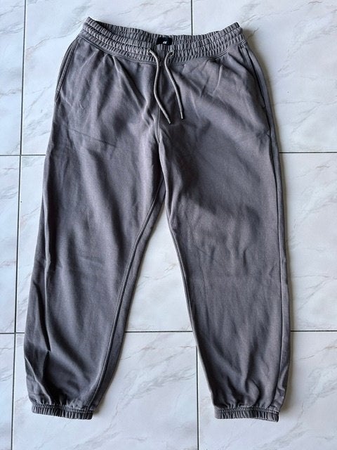 Pantalon d'entraînement H&M taille M (y0133), Vêtements | Hommes, Vêtements de sport, Gris, Enlèvement ou Envoi, Général, Porté